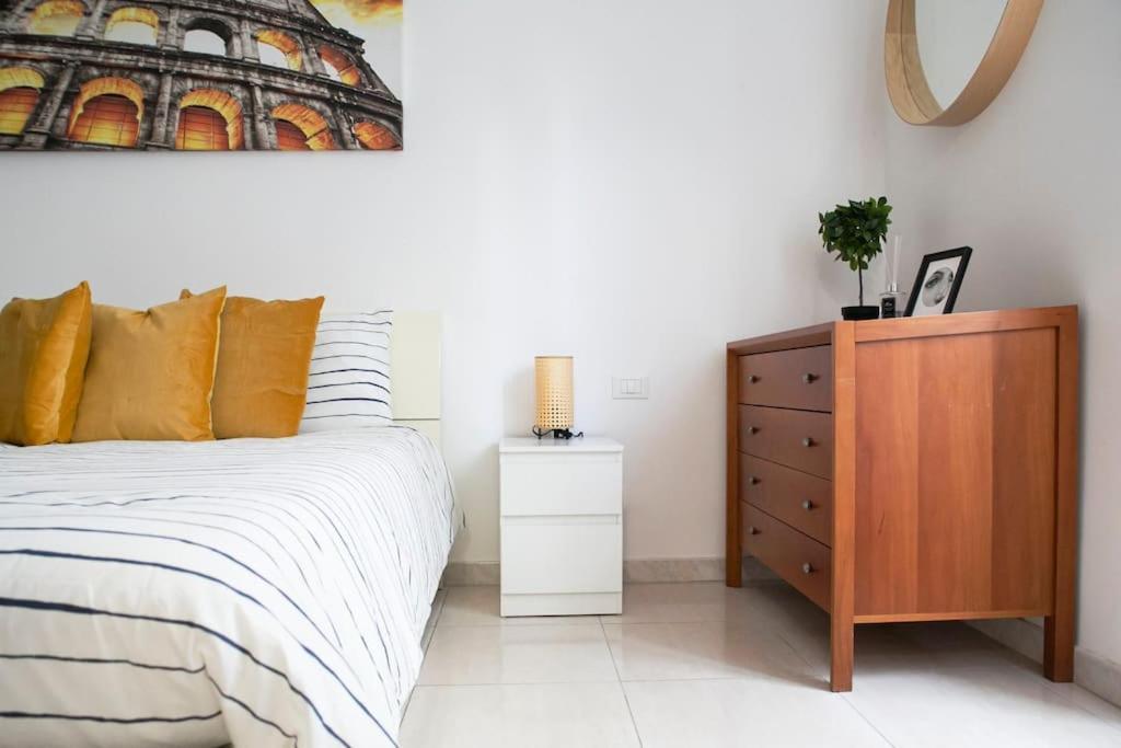 A Comfortable Apartment For You In San Lorenzo Roma Eksteriør bilde